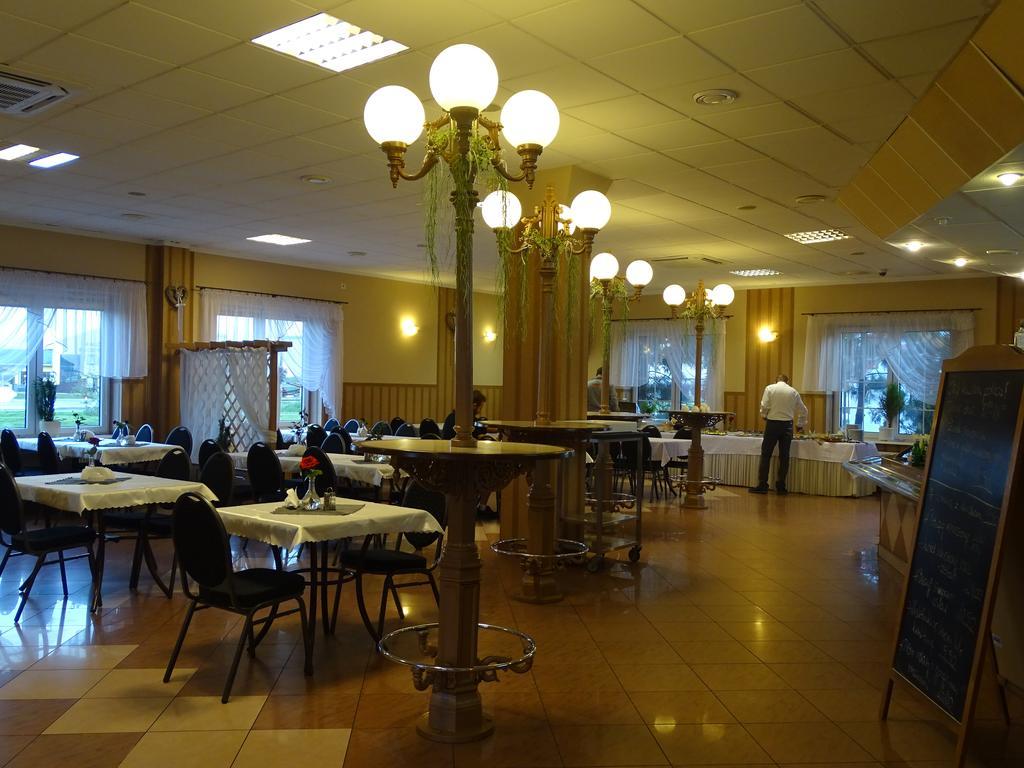 Motel 2000 Стеншев Екстер'єр фото