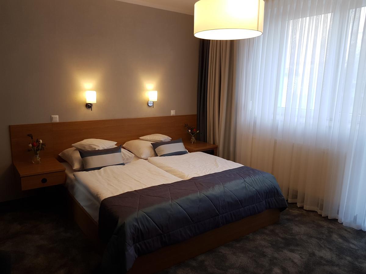 Motel 2000 Стеншев Екстер'єр фото